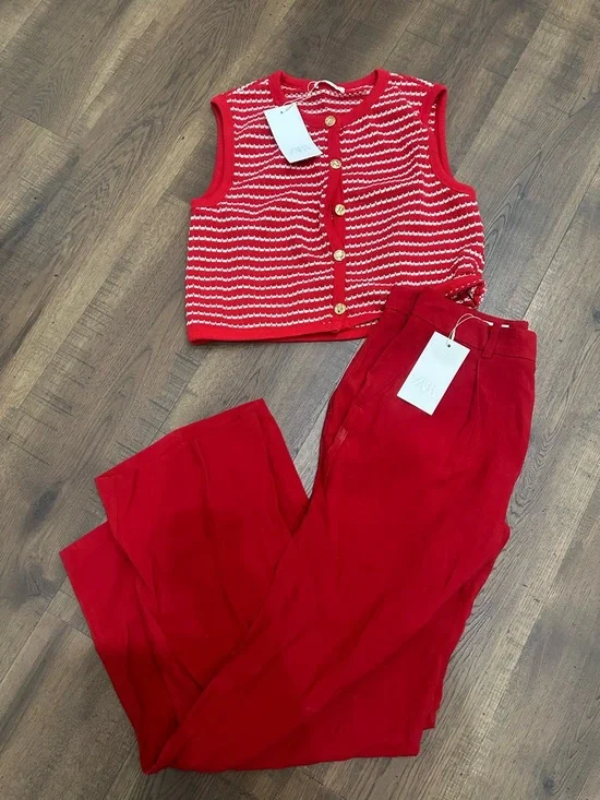 Zara Red High-Waist Wide-Leg Trousers and knit vest - Picture 3 of 7